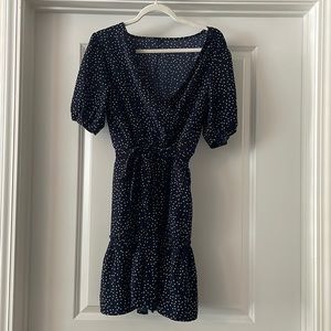 SHEIN Navy blue polka dot puff sleeve dress size large (fits size 10-12) .